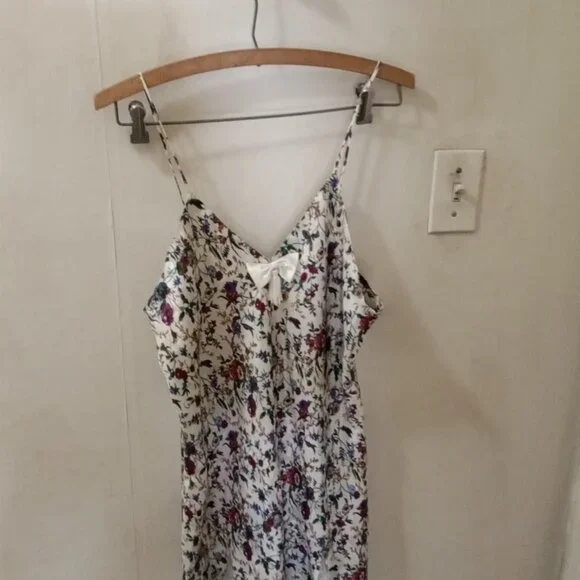 Vintage Victoria's Secret Gold Label Sz L Floral Night Gown Slip Chemise - Picture 2 of 5